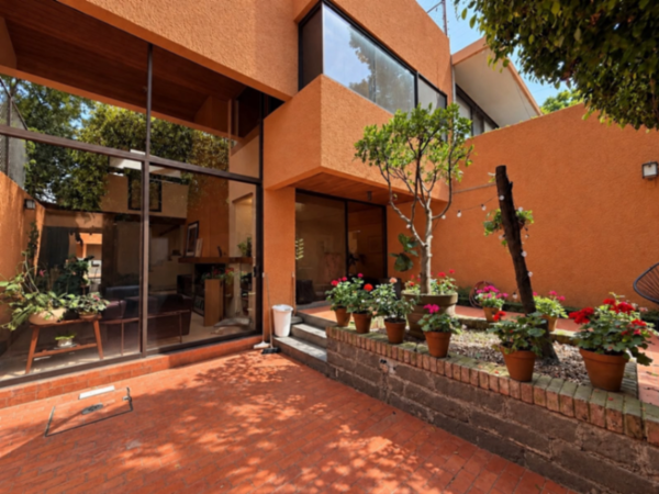 Casa en venta en Del Carmen, Coyoacán — foto 2 de 21