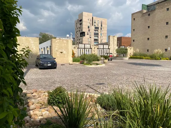 Casa en Renta en Arco de Piedra — foto 1 de 14