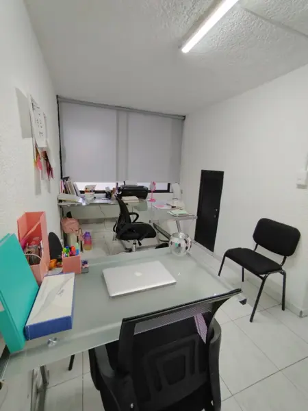 Oficina en Arcos Vallarta con todos los servicios incluidos — foto 1 de 3