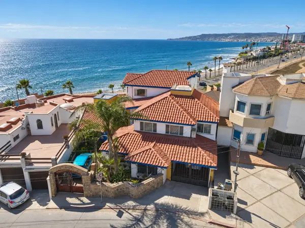 Casa en venta en El Sauzal, Ensenada — foto 2 de 50