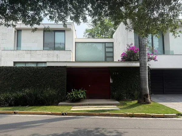 Casa en VENTA en Zona Valle — foto 1 de 24