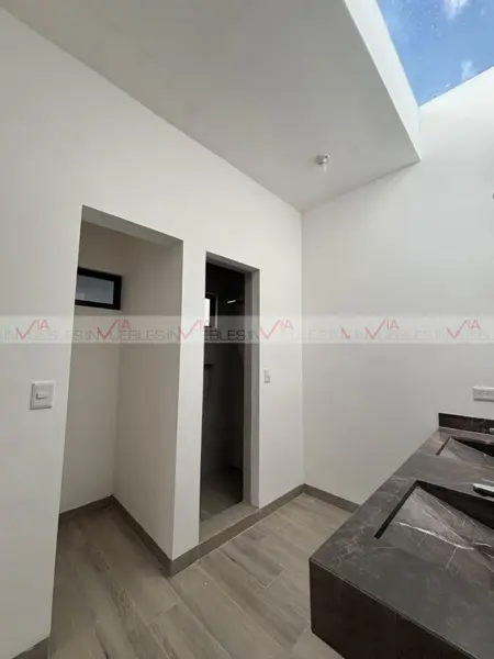Casa en venta en Valle de Santiago, Santiago — foto 3 de 14