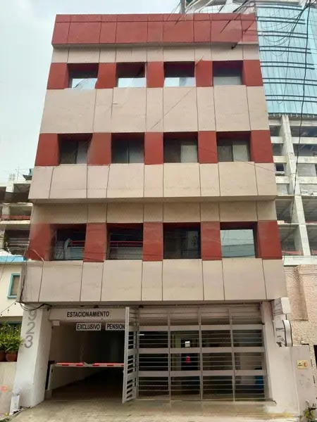 Edificio en Venta en Colonia Obispado — foto 1 de 5
