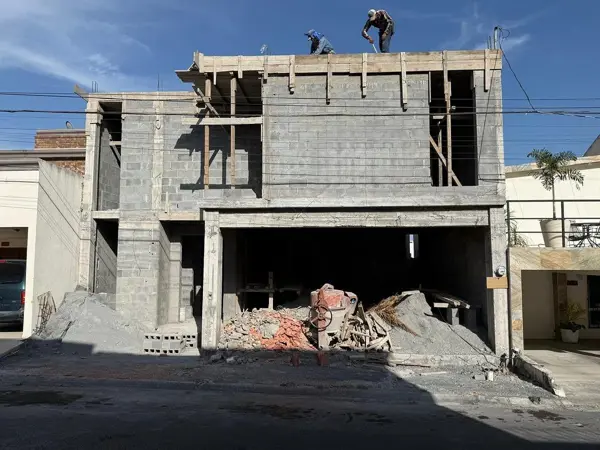 Casa en Venta en Colinas de San Jeronimo — foto 1 de 6