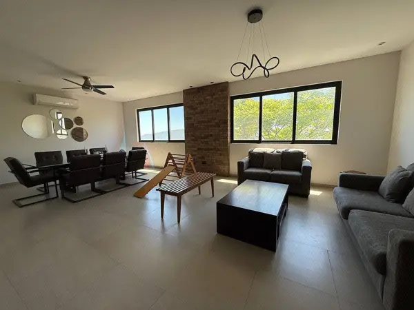Casa en venta en Las Cumbres, Monterrey — foto 2 de 10