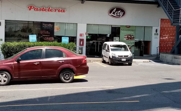 Local en renta en Bosques de la Pastora, Guadalupe — foto 2 de 8