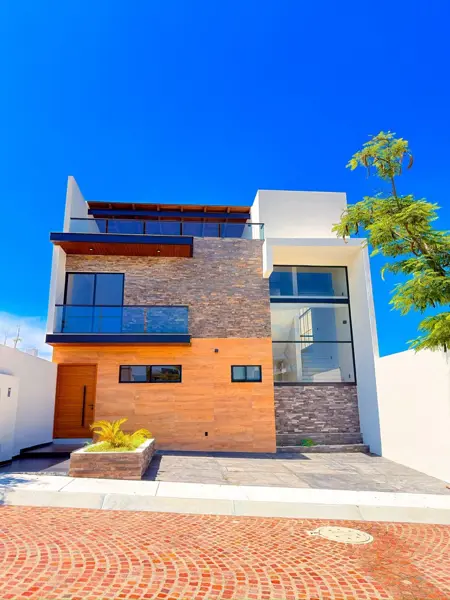 Exclusiva Propiedad en Renta y Venta en Tequisquiapan — foto 1 de 13