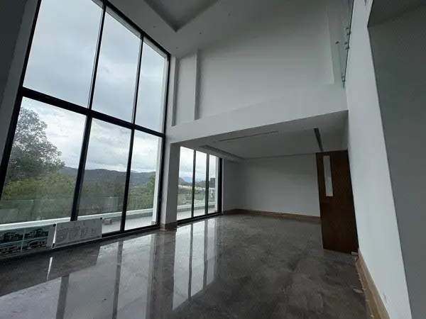 Casa en venta en Sierra Alta 10 Sector, Monterrey — foto 3 de 23