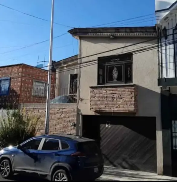 Casa en Venta en Colonia Chula Vista a 10 Minutos del Zocalo de Puebla — foto 1 de 25