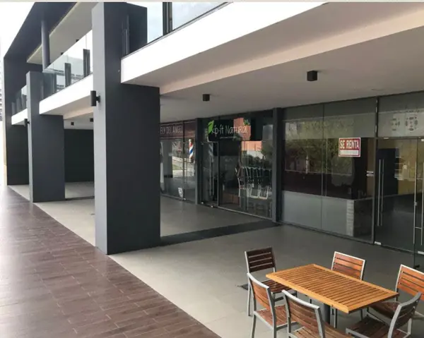 Local en venta en Del Paseo Residencial, Monterrey — foto 3 de 6