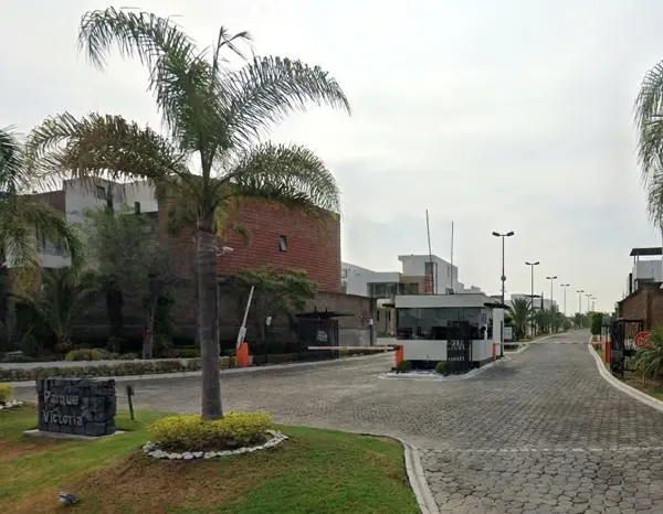 Casa en venta en Lomas de Angelópolis AM — foto 1 de 25