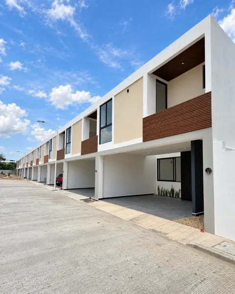 Casas en Venta en Fraccionamiento Asia | Clúster Japón — foto 1 de 8