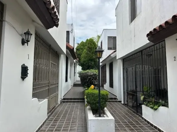 Casa en renta en Colinas de San Jeronimo, Monterrey — foto 2 de 15