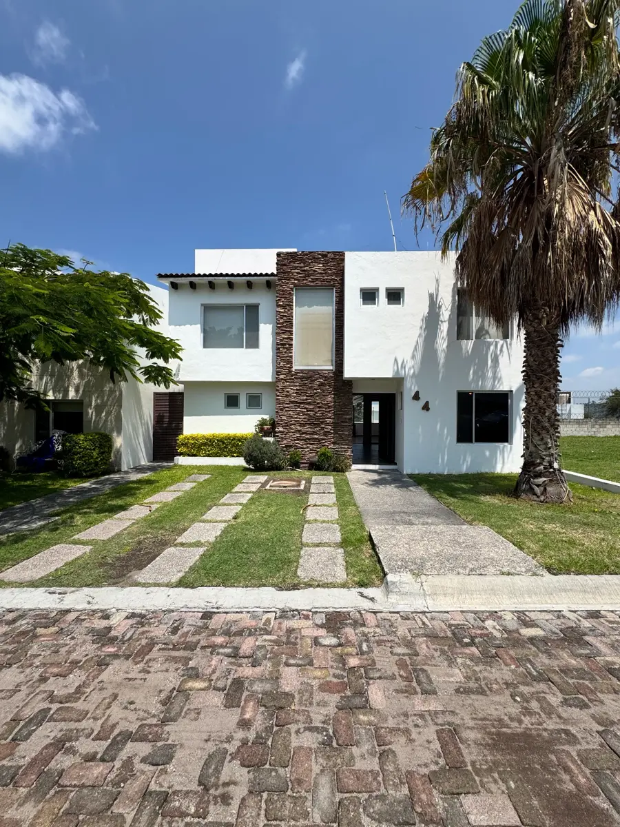 Casa en Venta en Colinas del Bosque 1a Sección, Corregidora, Querétaro