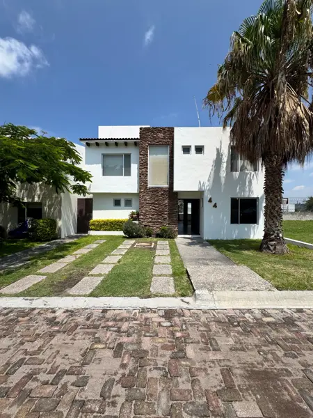 Venta Hermosa Casa en los Olvera, Corregidora, Qro. — foto 1 de 31