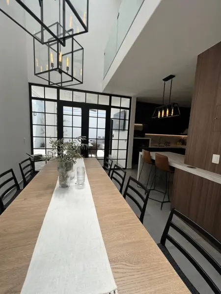 Casa en Venta en Puerta de Hierro — foto 1 de 19