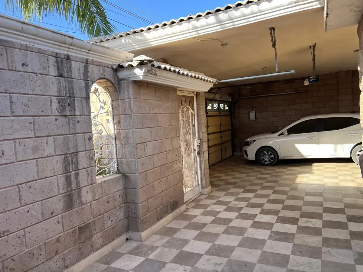 Vista 5 de CASA VENTA COL. ESTRELLA