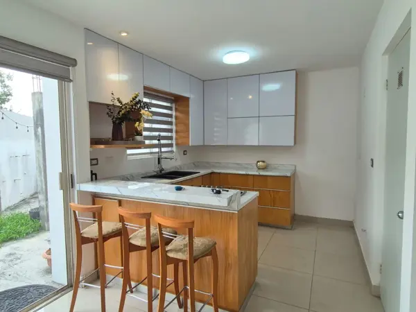Casa en Cumbres San Patricio con terreno excedente — foto 1 de 10