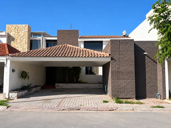 Casa en Villas la Rosita, Torreón, Coahuila de Zaragoza — foto 1 de 28