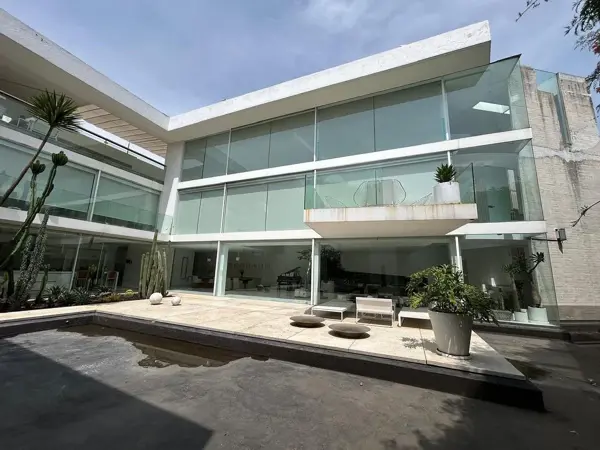 Residencia de lujo en venta en Cumbres de Santa Fe — foto 1 de 39