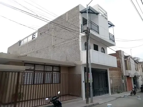 Casa en venta en Sahuayo, Michoacán - Espaciosa y moderna — foto 1 de 9