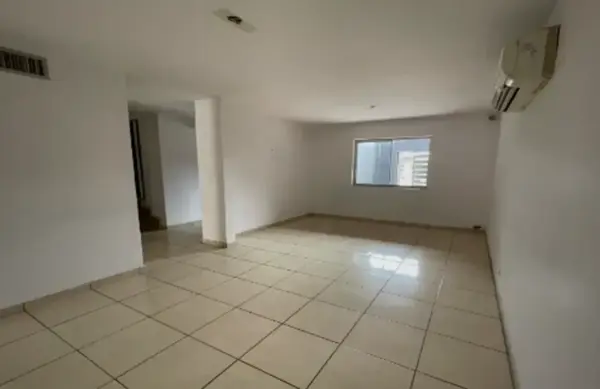 Casa en venta en Marsella Residencial, Hermosillo — foto 3 de 9