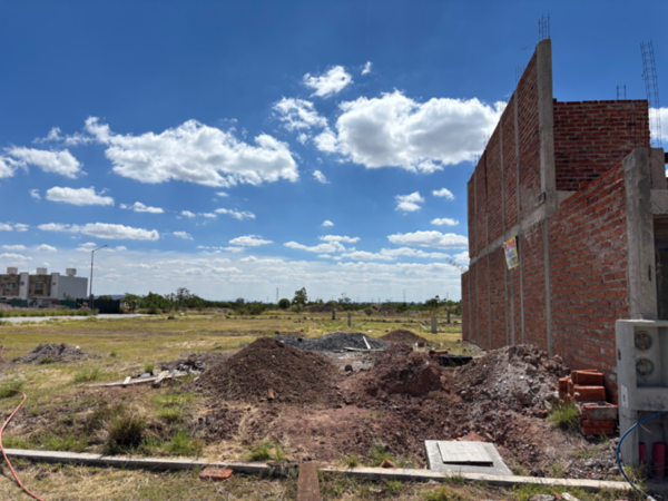 Terreno en venta en Villas de Bernalejo, Irapuato — foto 2 de 6