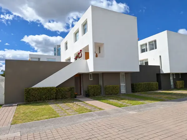 Casa en Venta en el Respiro Juriquilla Queretaro — foto 1 de 33