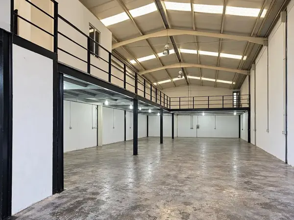 Bodega Industrial en Renta, Monterrey — foto 1 de 17