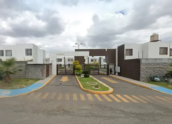 Gran Oportiunidad!! Casa en Remate en Rel del Marques ,!! Queretaro Mv — foto 1 de 10