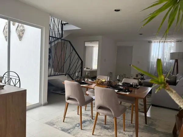 Casa en venta en San Luis, Mineral de la Reforma — foto 2 de 23