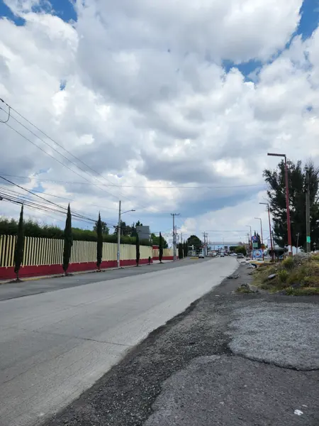 Terreno en venta en Santiago Tlaxomulco Centro, Toluca — foto 2 de 8