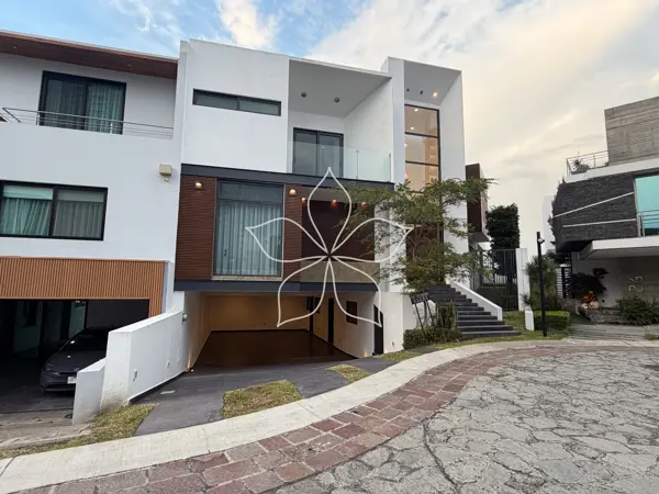 Casa en venta en Puerta las Lomas, Zapopan — foto 2 de 46