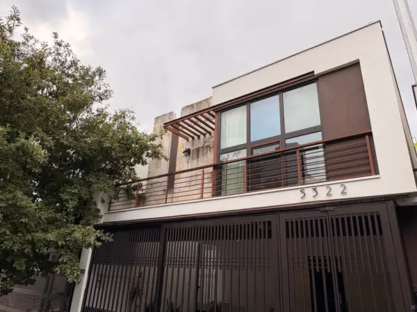 Casa en Renta en Cumbres Monterrey — foto 1 de 28