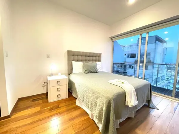 Departamento Amueblado en Grand Tower del Valle — foto 1 de 18