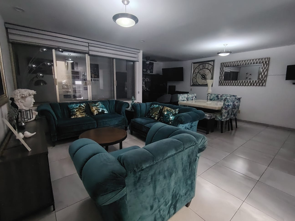 Casa en venta en Villas de Bernalejo, Irapuato — foto 2 de 11