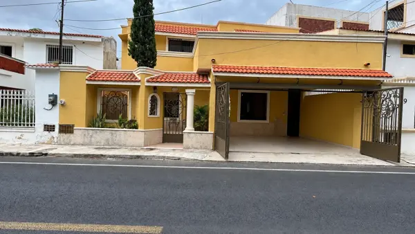 Casa en venta en la colonia la florida pinos merida yucatan — foto 1 de 11