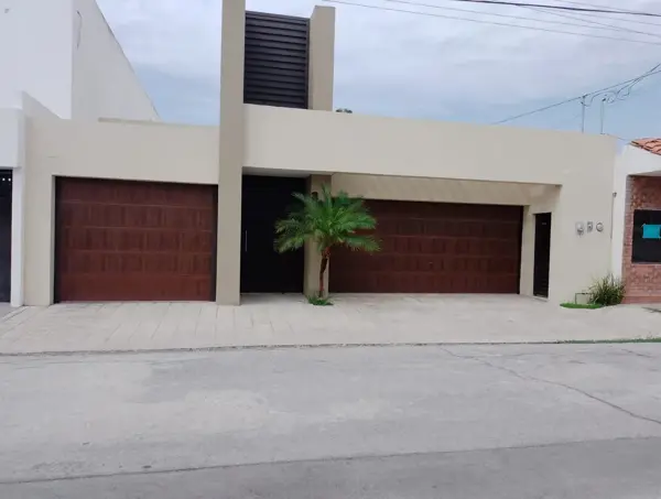 Casa en Renta Sin Amueblar — foto 1 de 32