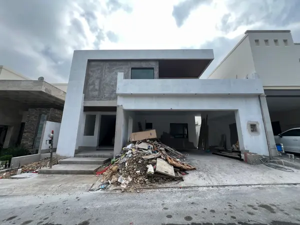 Casa en Venta Carolco Residencial Zona Carretera Nacional Monterrey — foto 1 de 24