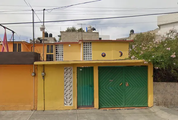 Casa en Plazas de Aragon, Nezahualcóyotl, México — foto 1 de 7