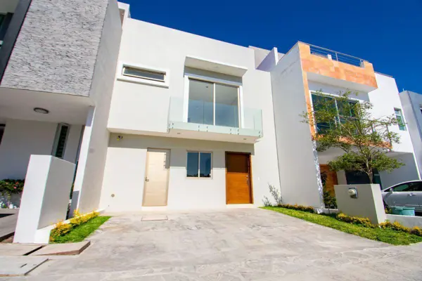 Casa en venta Valle Imperial coto alamo — foto 1 de 13