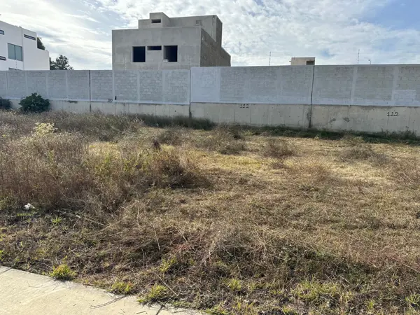 Terreno en venta en Valle Imperial, Zapopan — foto 2 de 15