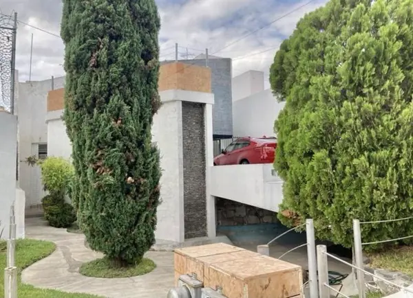 Casa en venta en Jardines Del Sol, Zapopan — foto 2 de 28