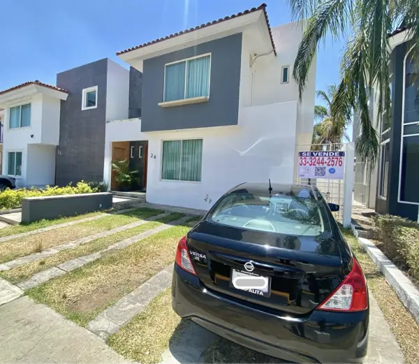 Casa en condominio en Casa Fuerte — foto 1 de 30