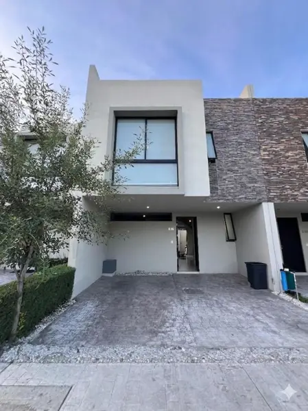 Casa en Venta Bugambilias — foto 1 de 37