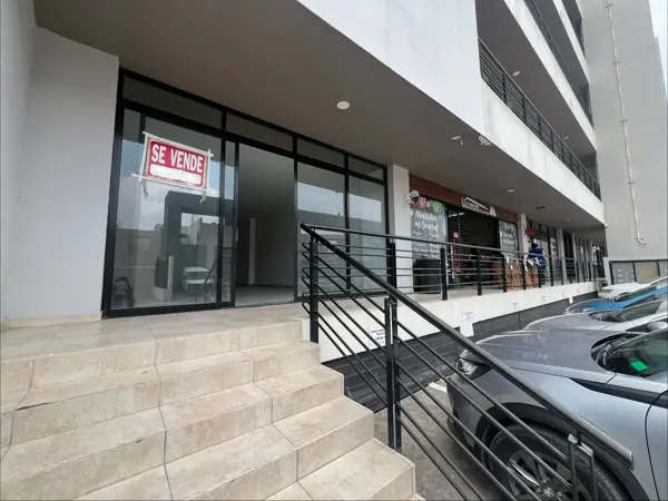 Local en venta afuera del coto La Avellana, Santa Ana Tepetitlán — foto 1 de 7