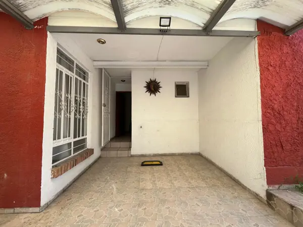 Casa en venta en Jardines Alcalde, Guadalajara — foto 3 de 41