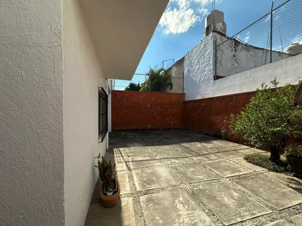 Casa en venta en Arboledas, Zapopan — foto 3 de 53