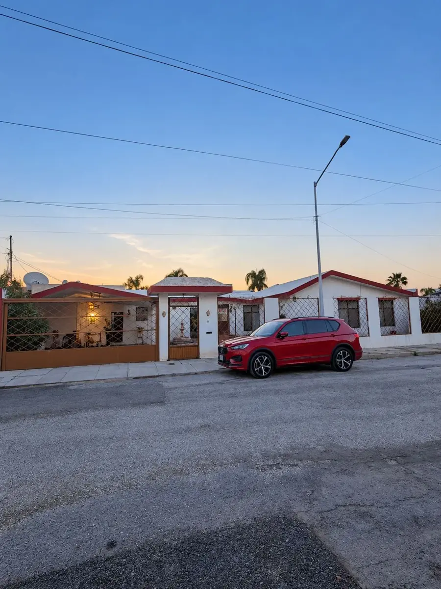 CASA EN VENTA EN EL CAMPESTRE LA ROSITA, TORREON, COAH CASA EN VENTA EN EL CAMPESTRE LA ROSITA, TORREON, COAH
