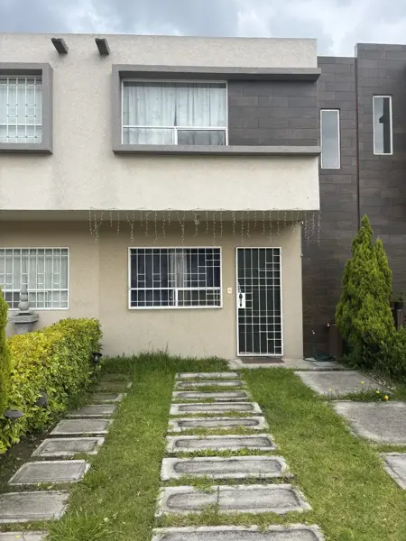 Casa en Melchor Ocampo en comunidad cerrada lista para remodelación JX — foto 1 de 10